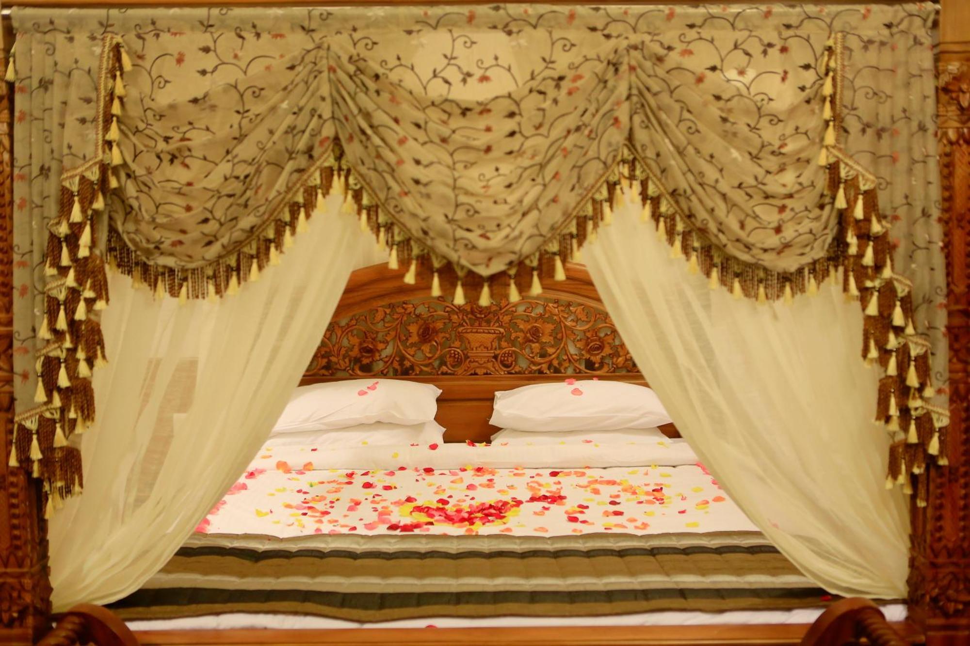 Western Valley Resort 3*