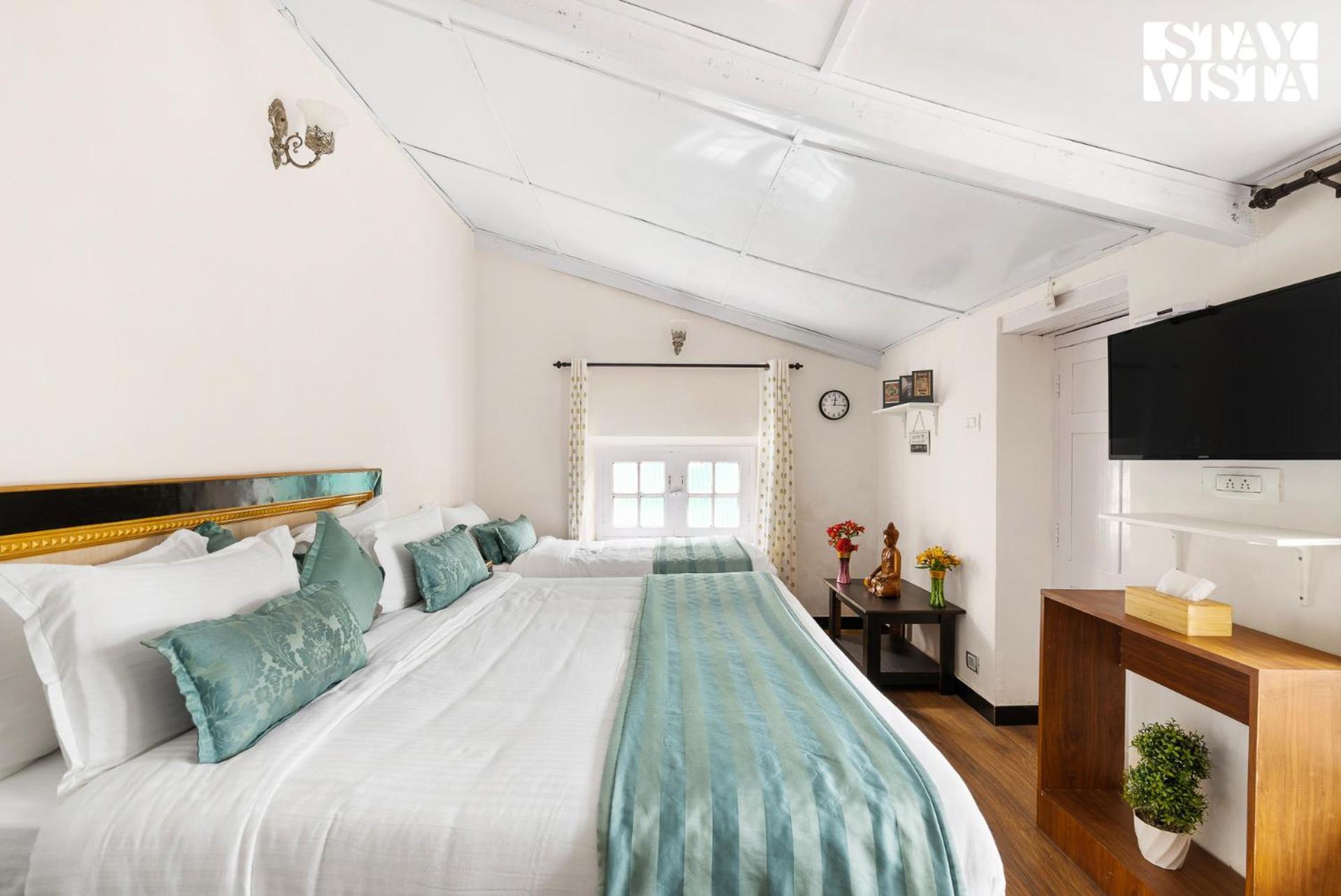 Stayvista At The Alcove With Breakfast & Bbq Grill Ooty