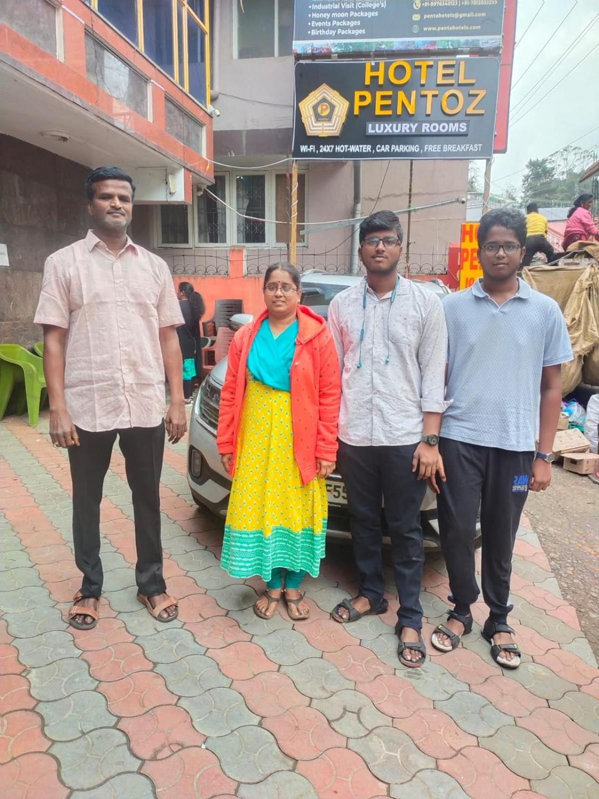 Pentoz - Charing Cross, Ooty