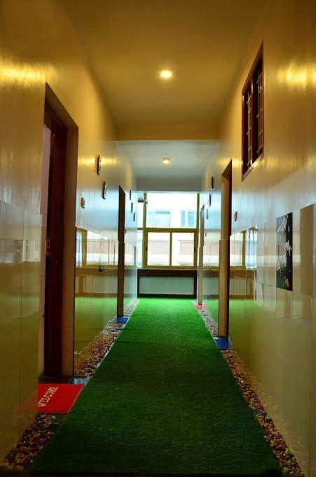 Hotel Pentoz - Charing Cross, 5*