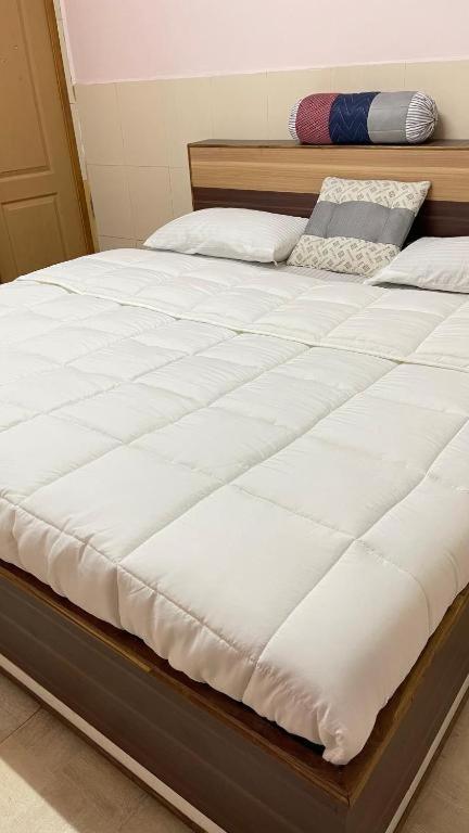 Pentoz - Charing Cross, 5*