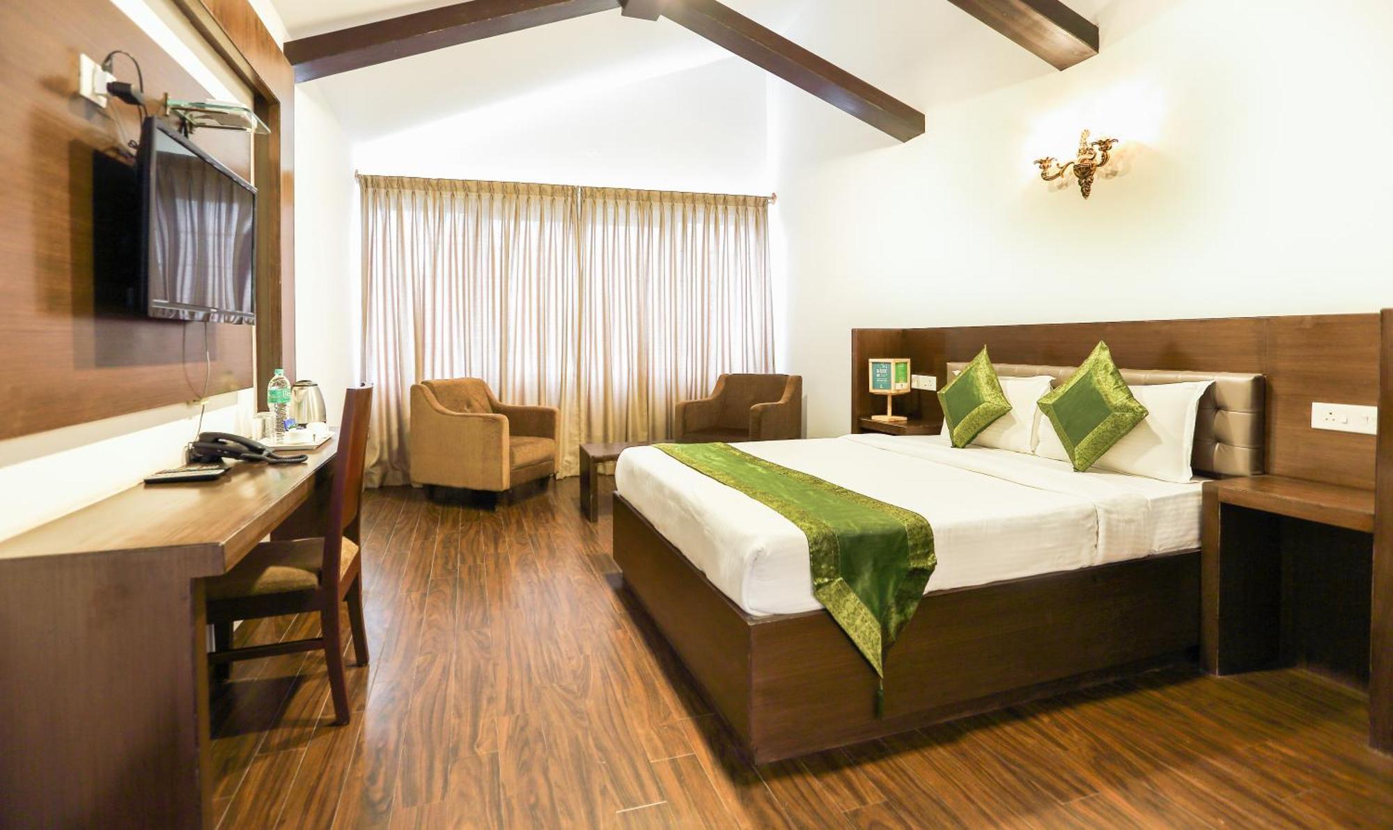Treebo Skydale & With Mountain View Hotel