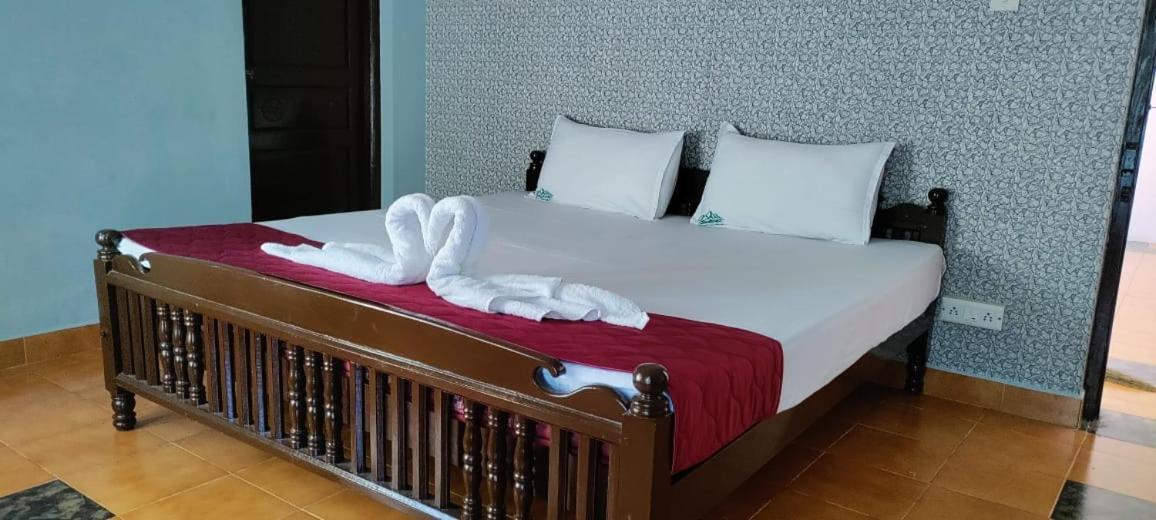 Bob Lesiure Hotel Ooty