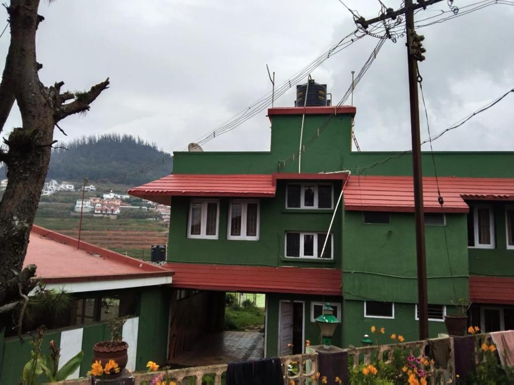 Sai Hill Homestay *