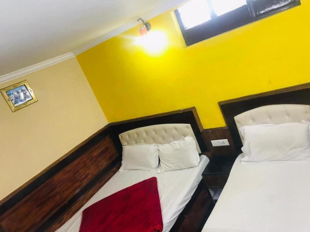 Geetha Guest house *