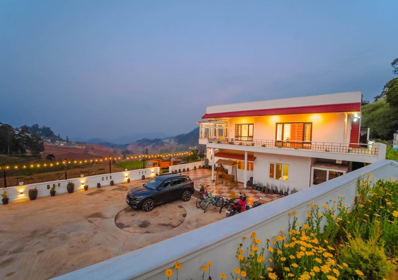 Resort Silent Retreat Pool By Voye Homes Ooty