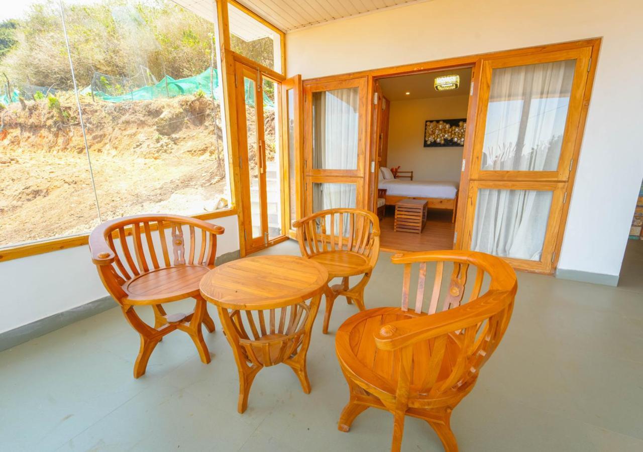 Silent Retreat Pool By Voye Homes Resort Ooty