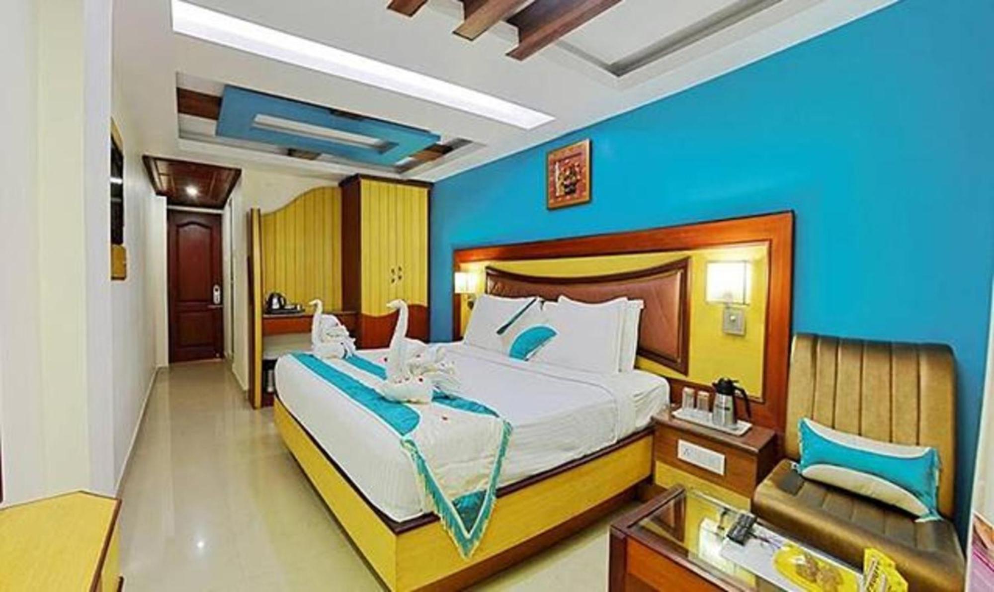 Hotel Ponmariresidency