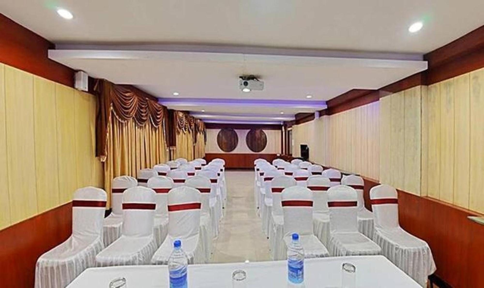 Ponmariresidency Hotel