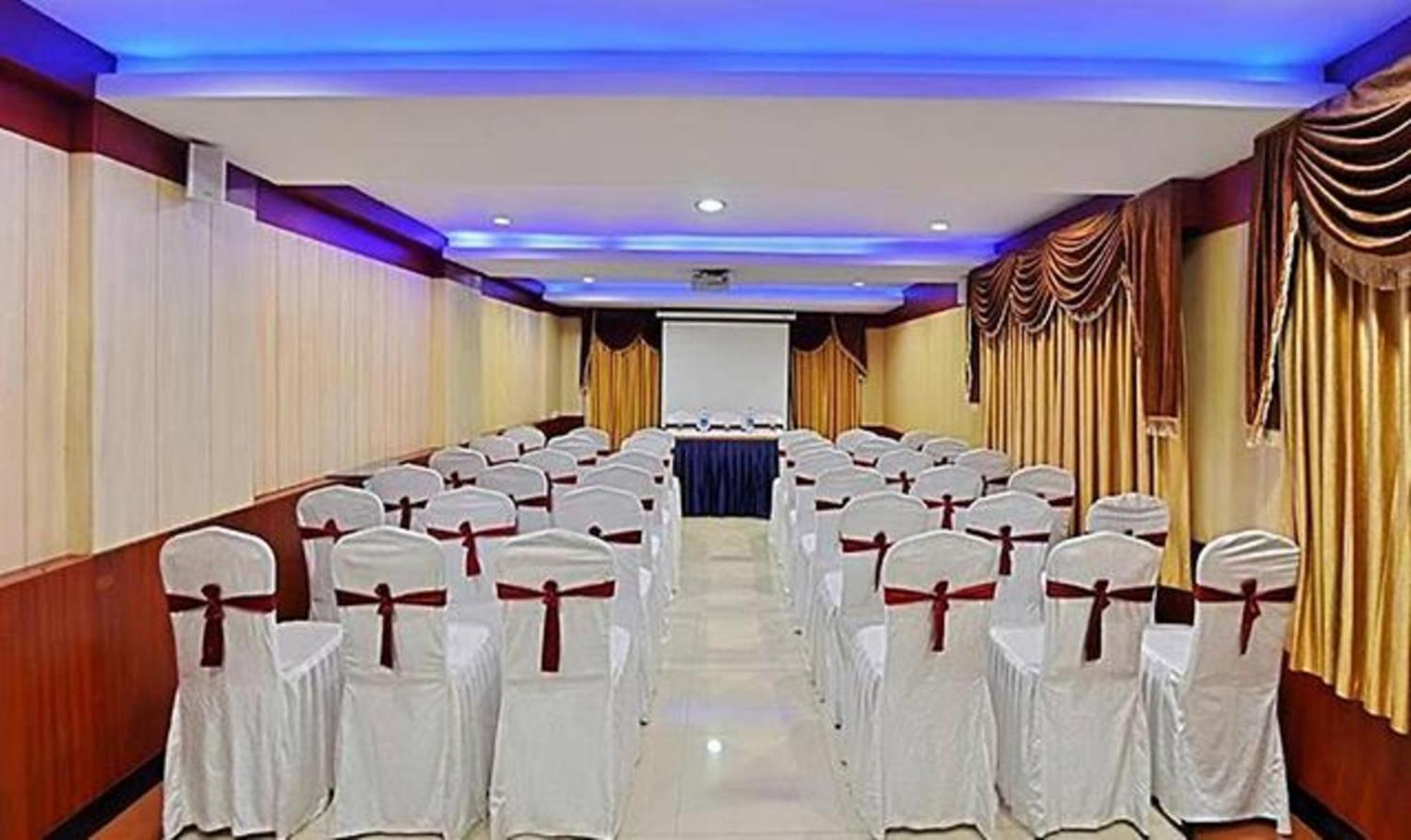 Hotel Ponmariresidency