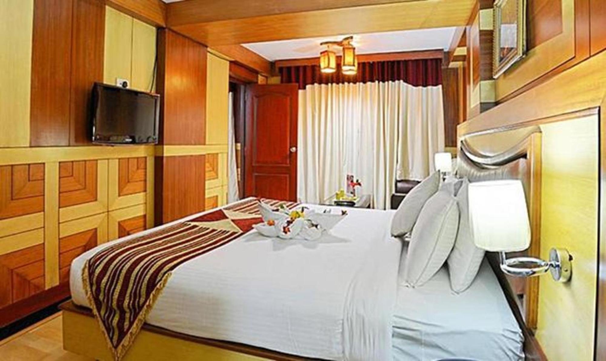 Ponmariresidency Hotel Ooty