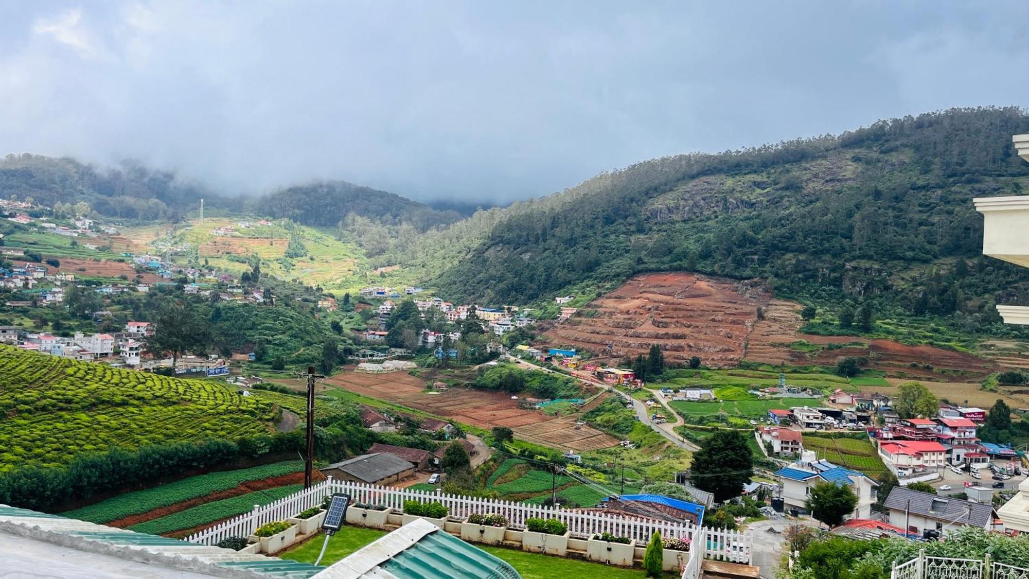 Away From - 5 - In Ooty, * Ooty