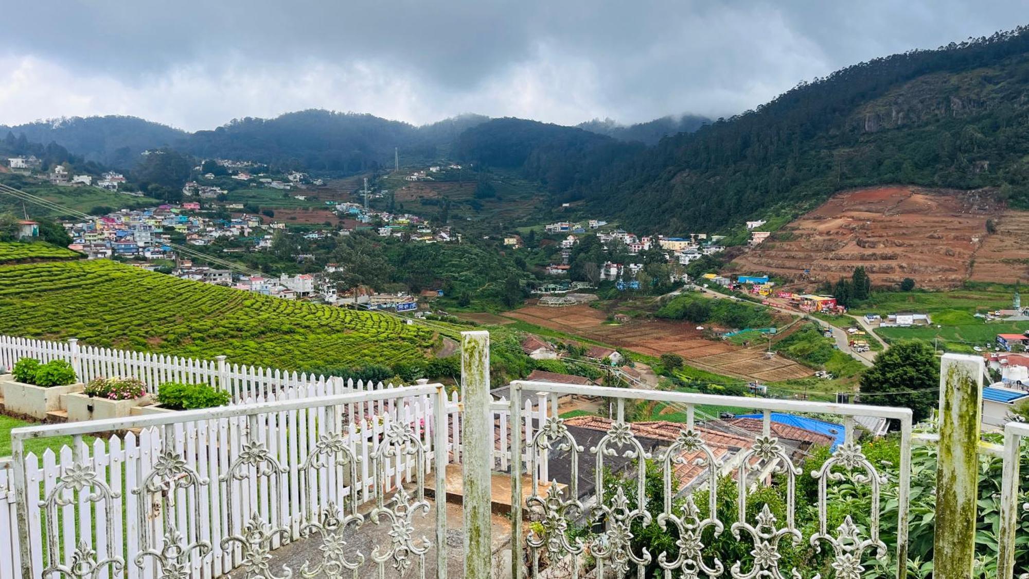 Homestay Away From - 5 - In Ooty,