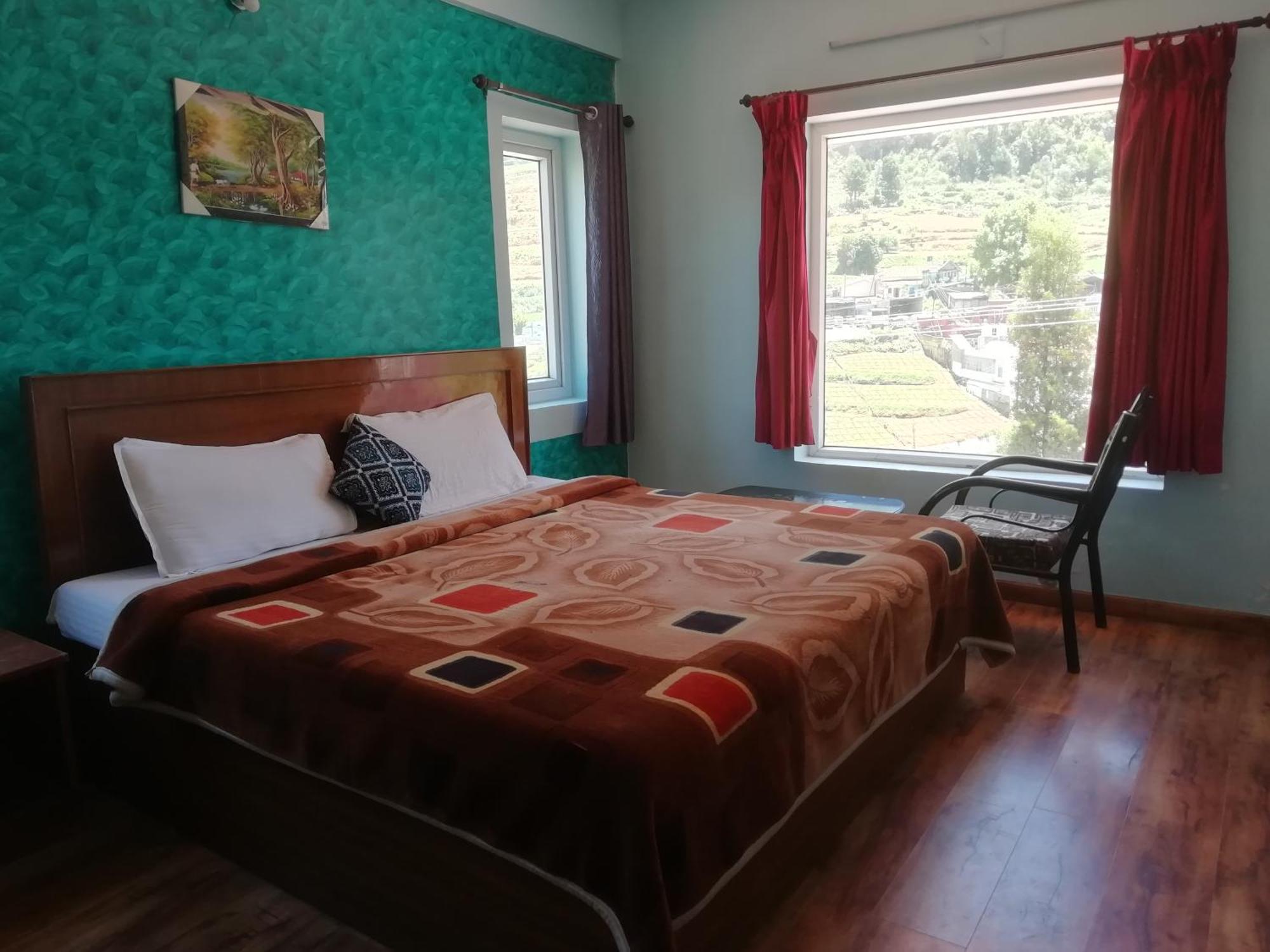 Sunstar Apartment Ooty