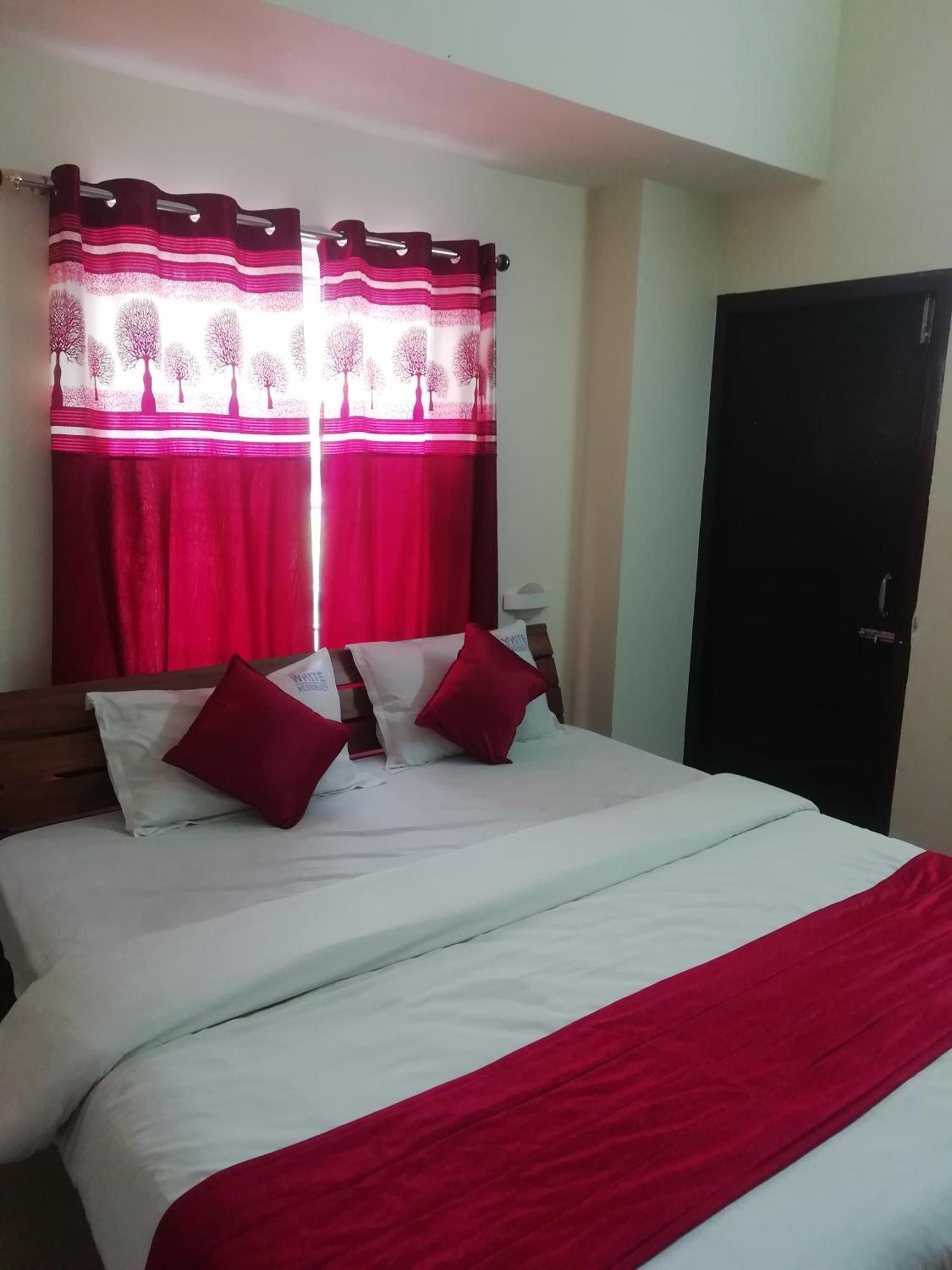 Sunstar Apartment Ooty