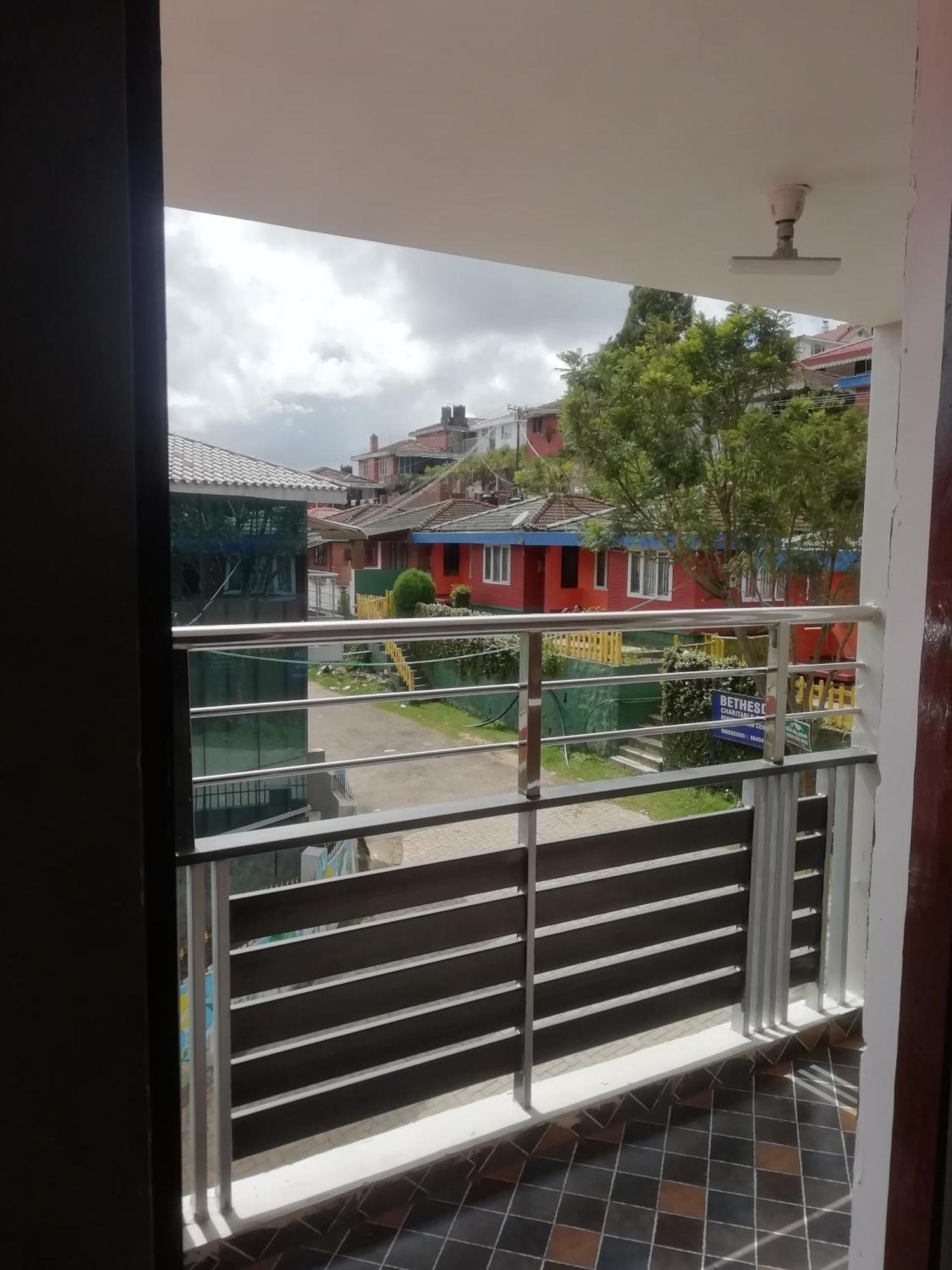 Sunstar Apartment