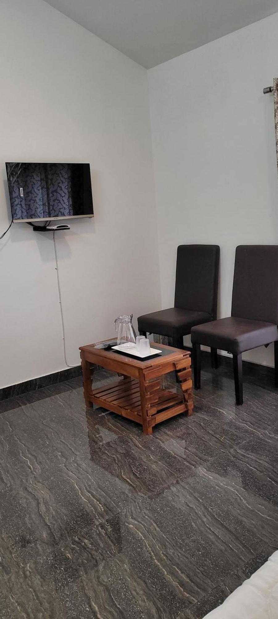Aj Groups Residency Bed & Breakfast