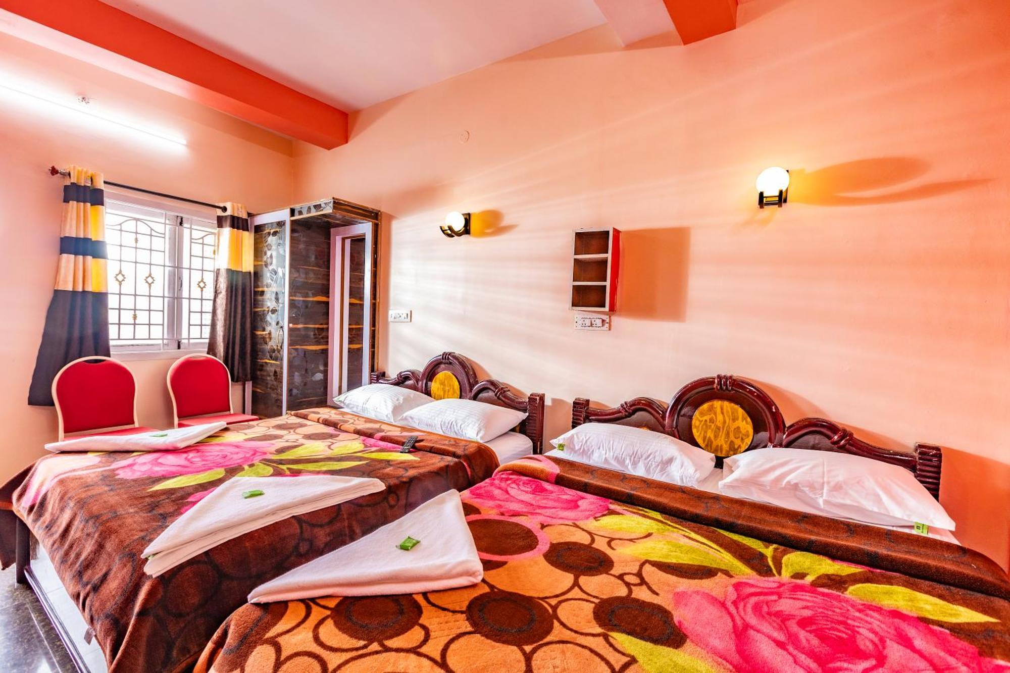 Hotel Sv Residency Ooty