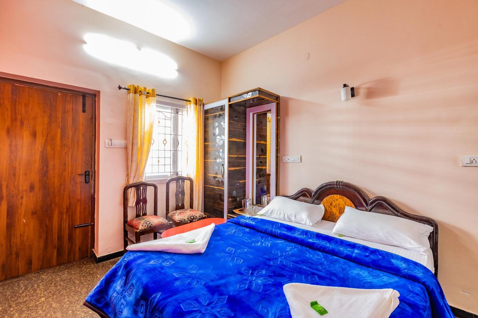Hotel Sv Residency *