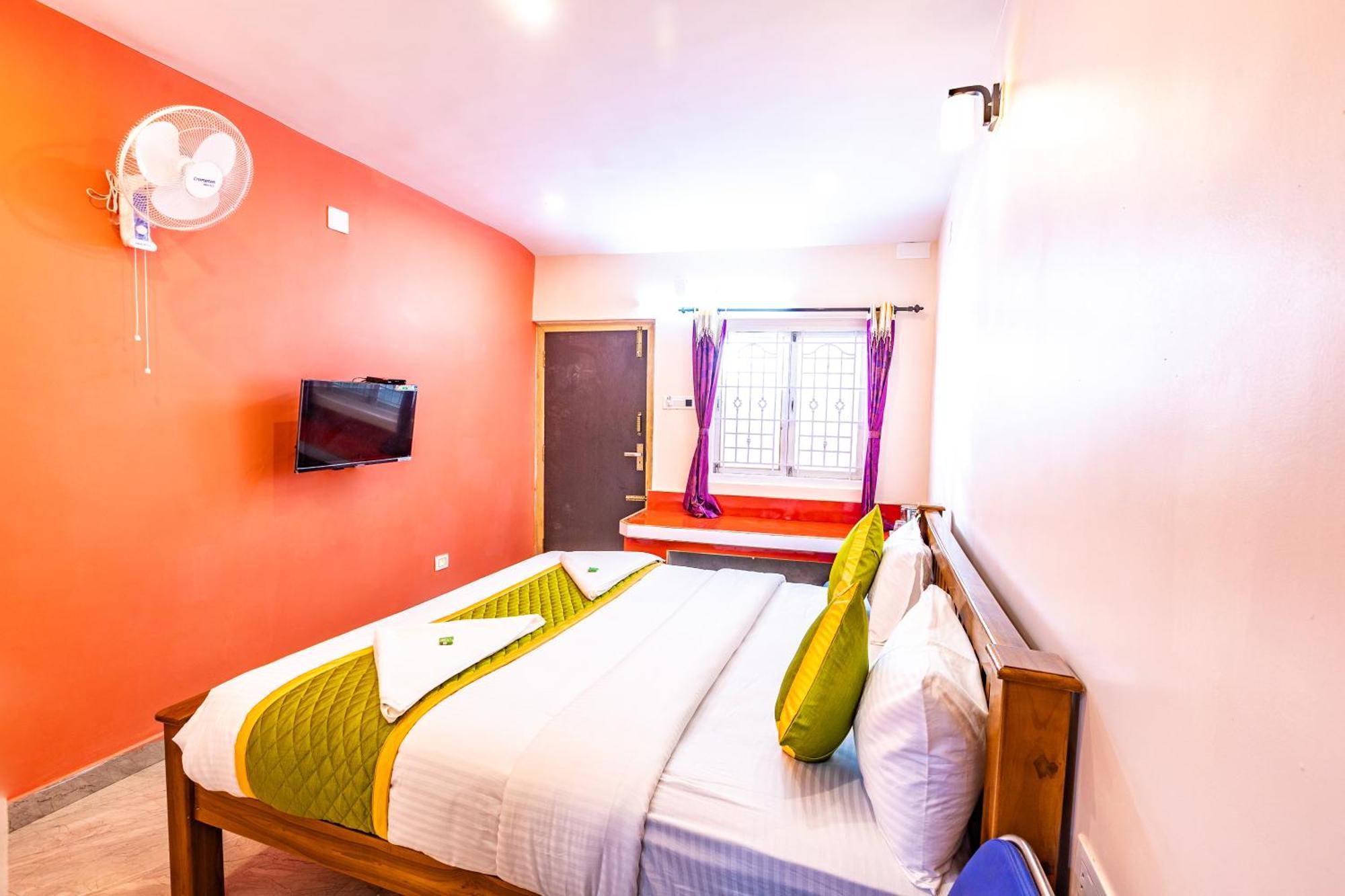 Hotel Sv Residency Ooty