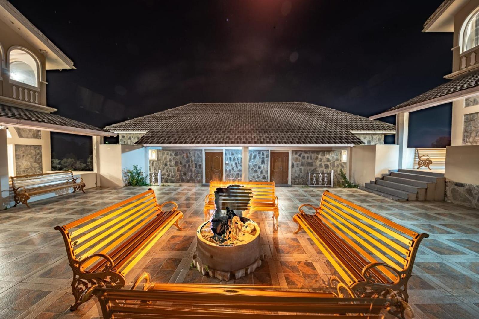 Homestay Emerald By Voye Homes , Italian Luxury Near Emerald *