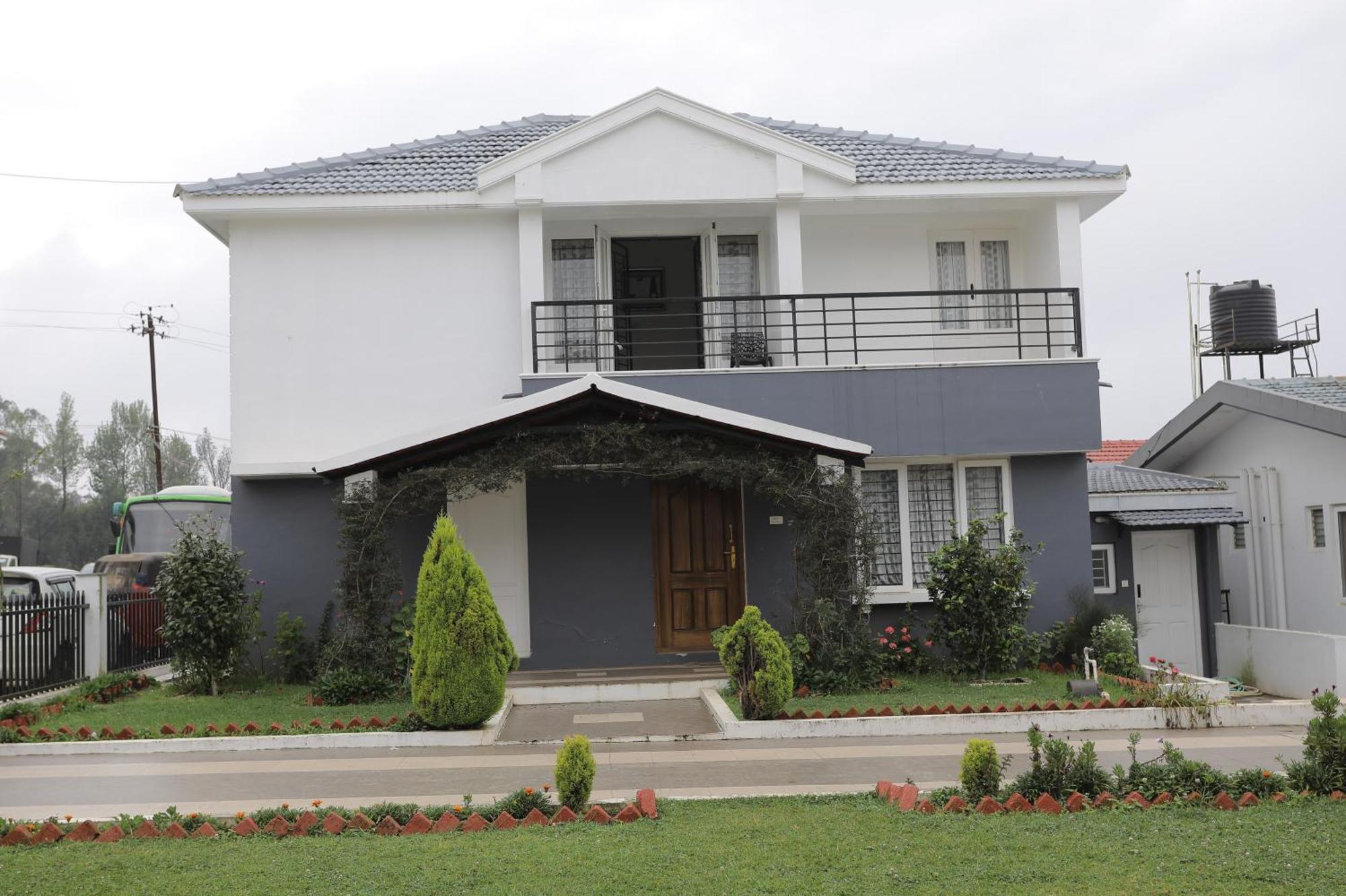 Roseland Premium By Lexstays Villa Ooty
