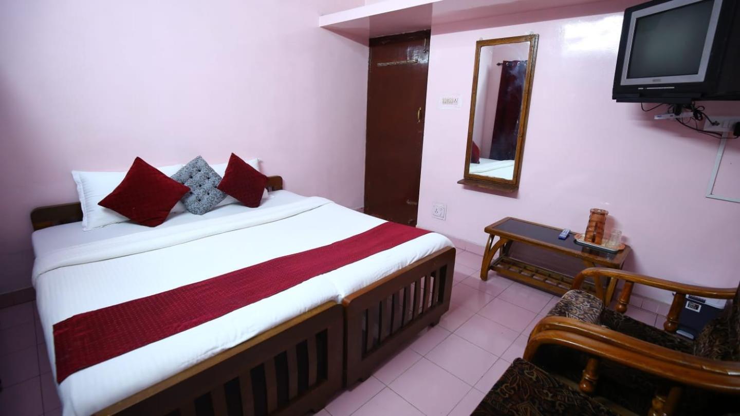 Hotel Janani Ooty