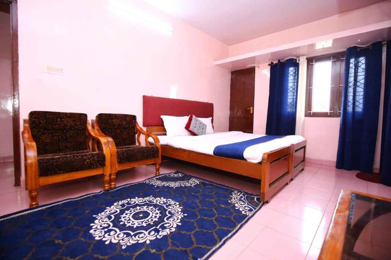 Hotel Janani *