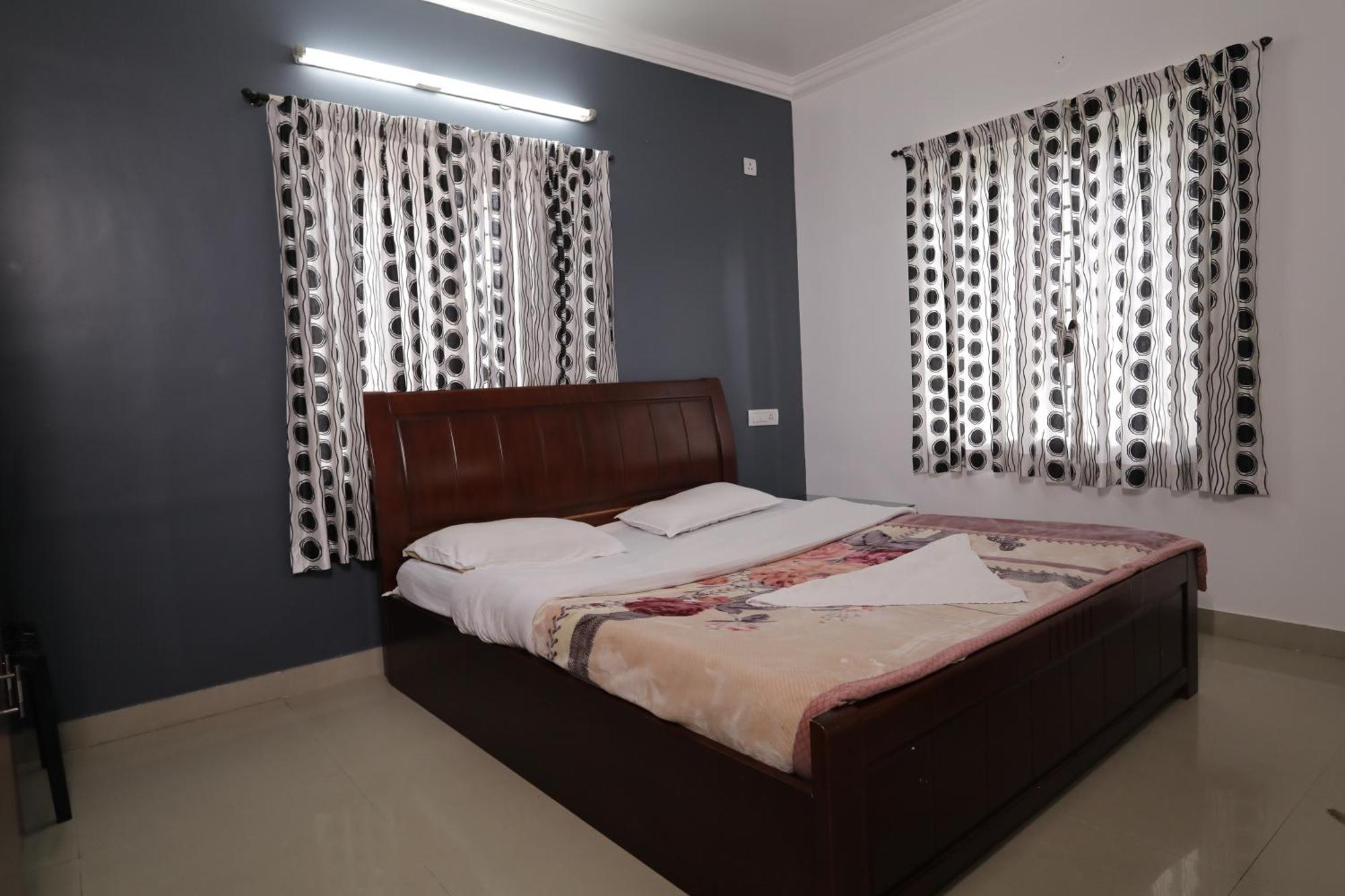 Roseland Premium By Lexstays Villa Ooty