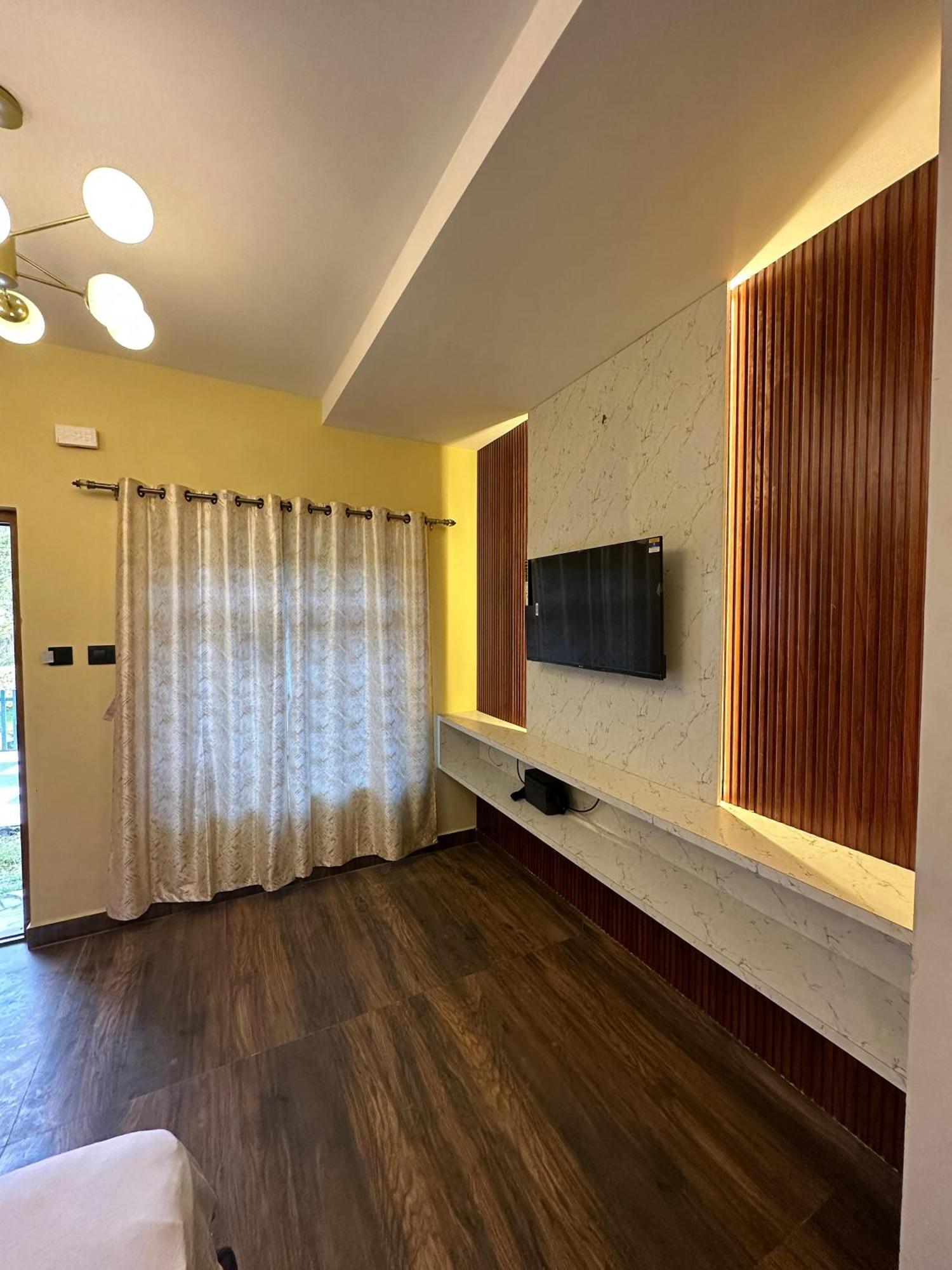 Hotel Rr Forest View Ooty