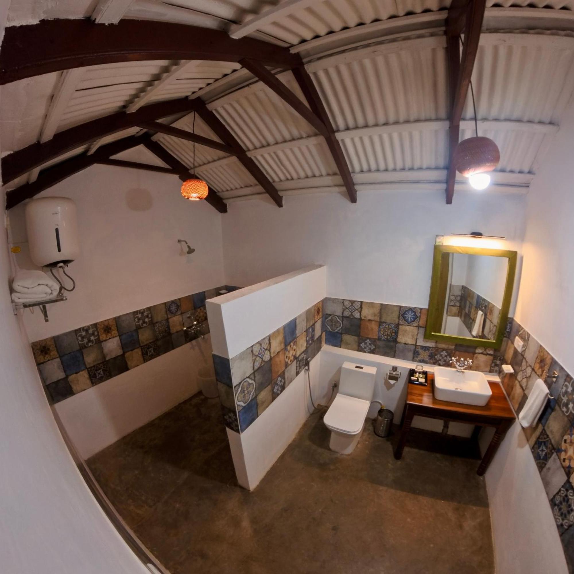 Welbeck Vintage By Oxygen Ooty