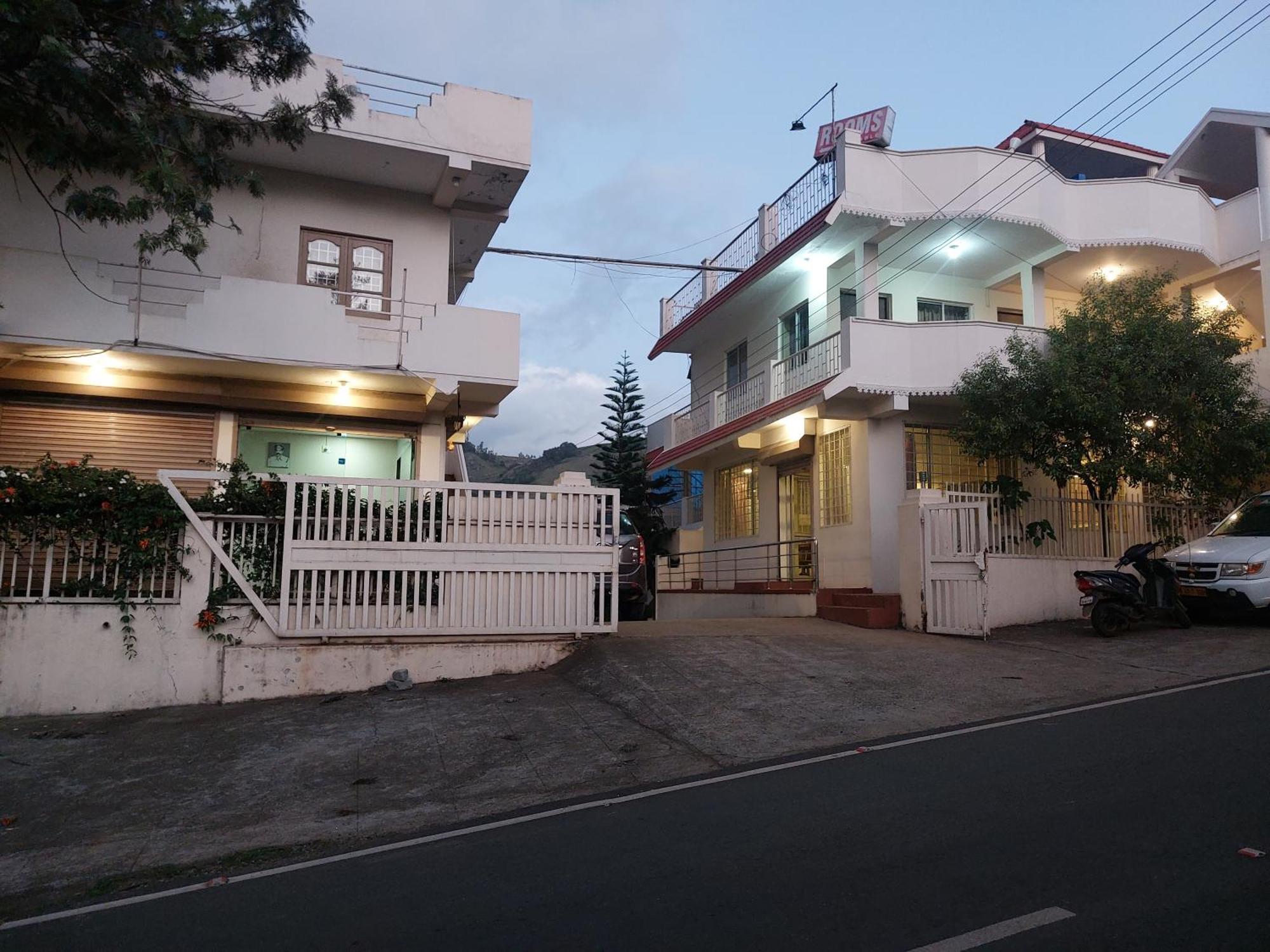 Gem Bed & Breakfast Ooty