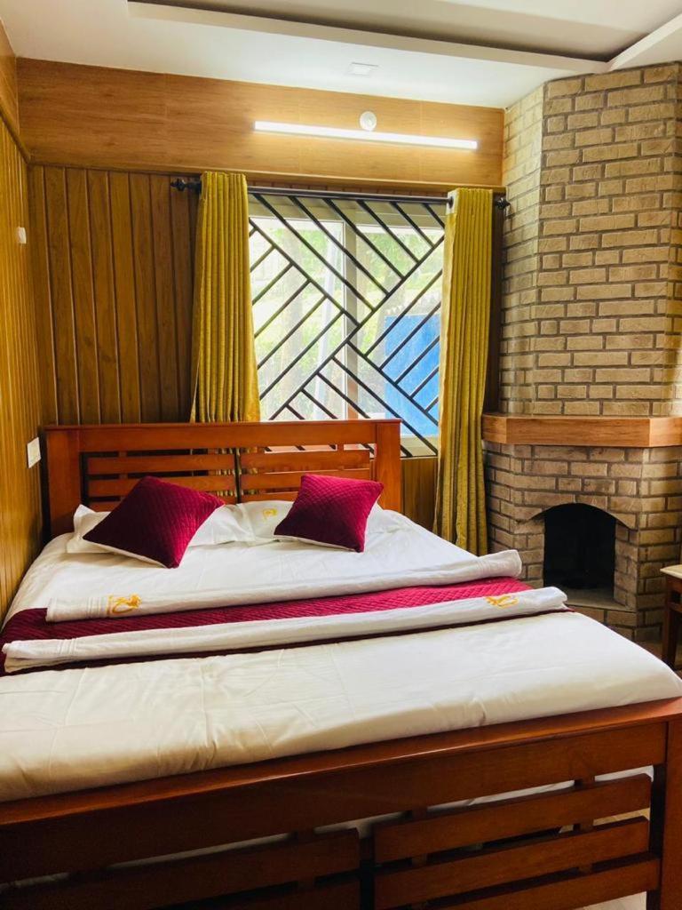 The Wood Apartment