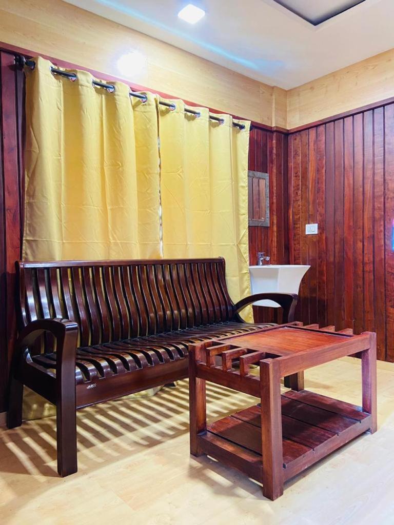 The Wood Apartment Ooty