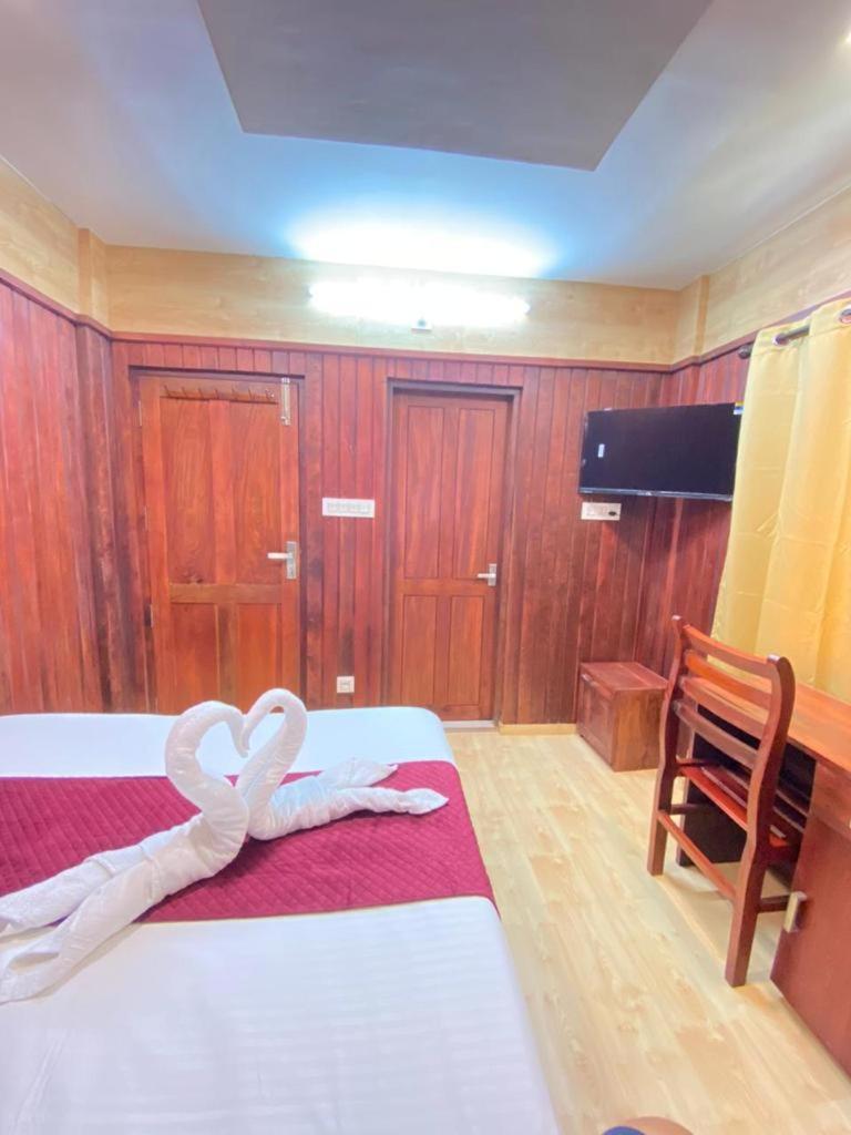 The Wood Apartment