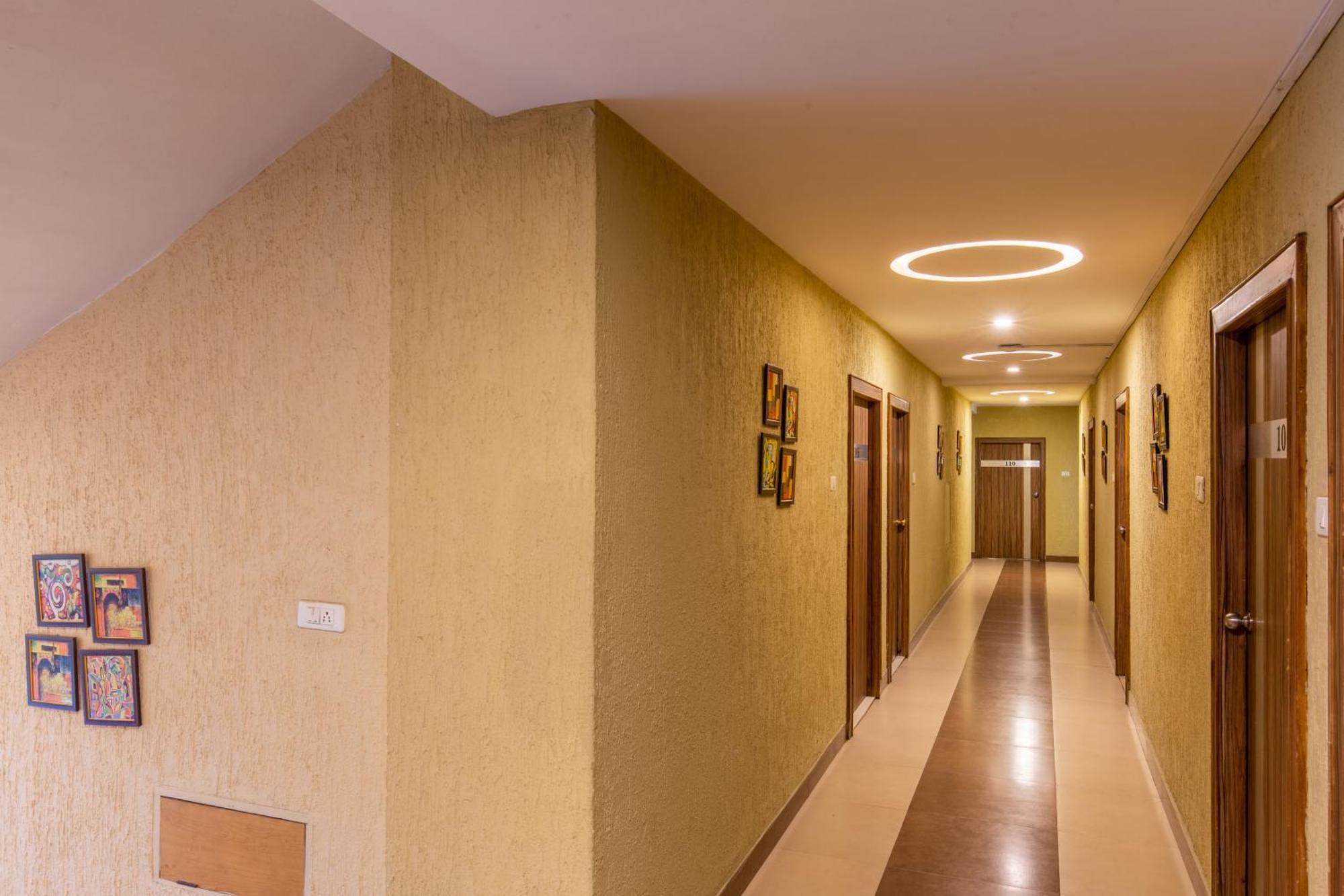 Hotel Vinayaga By Poppys,