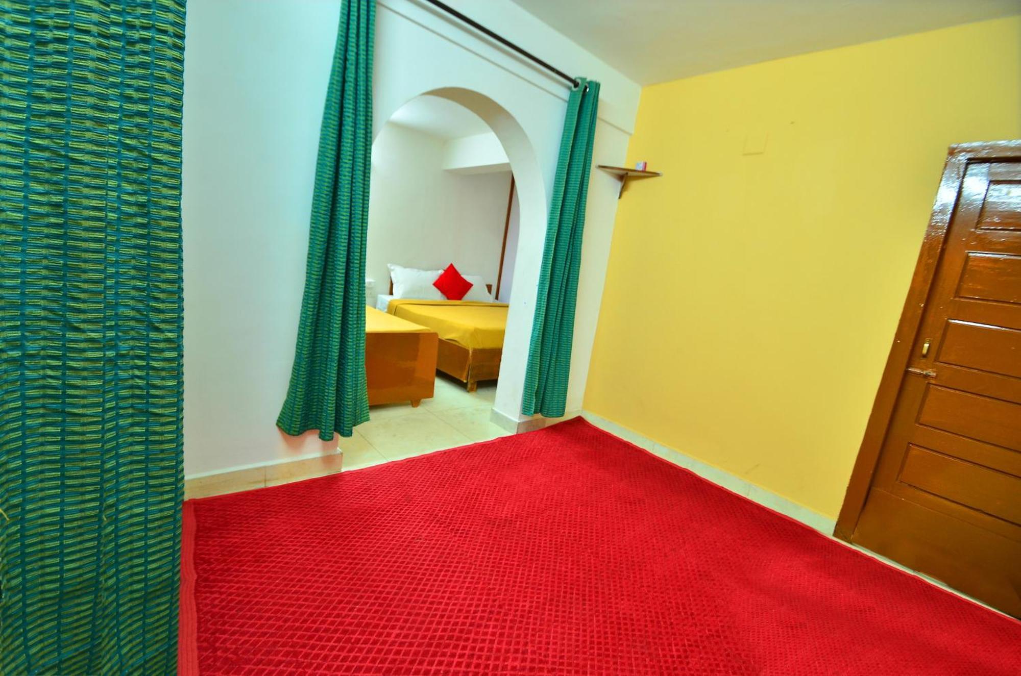Estay Sk Residency Hotel *