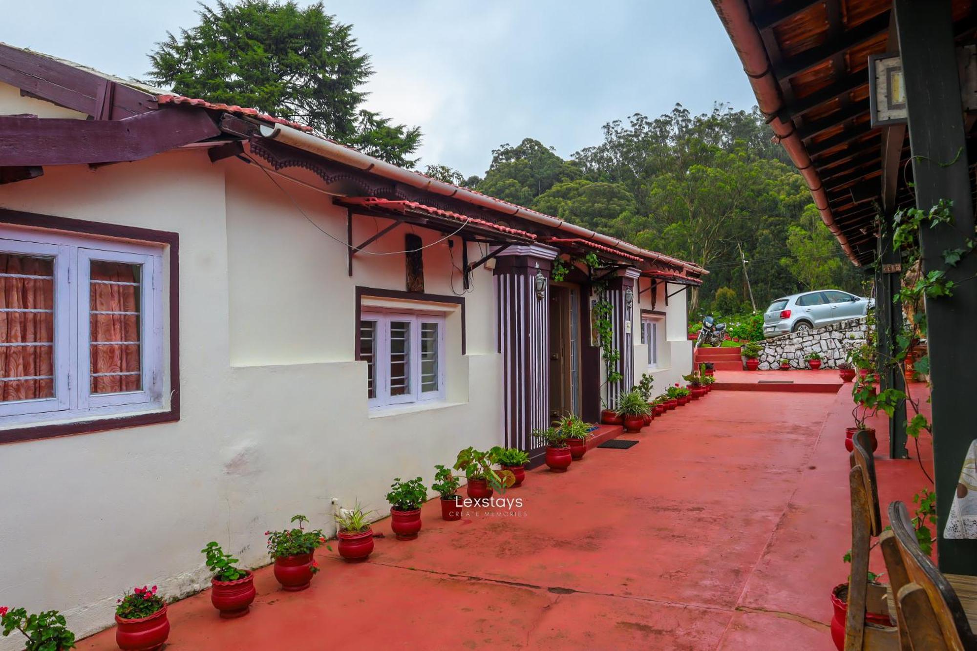 Heritage Woods By Lexstays Bed & Breakfast Ooty