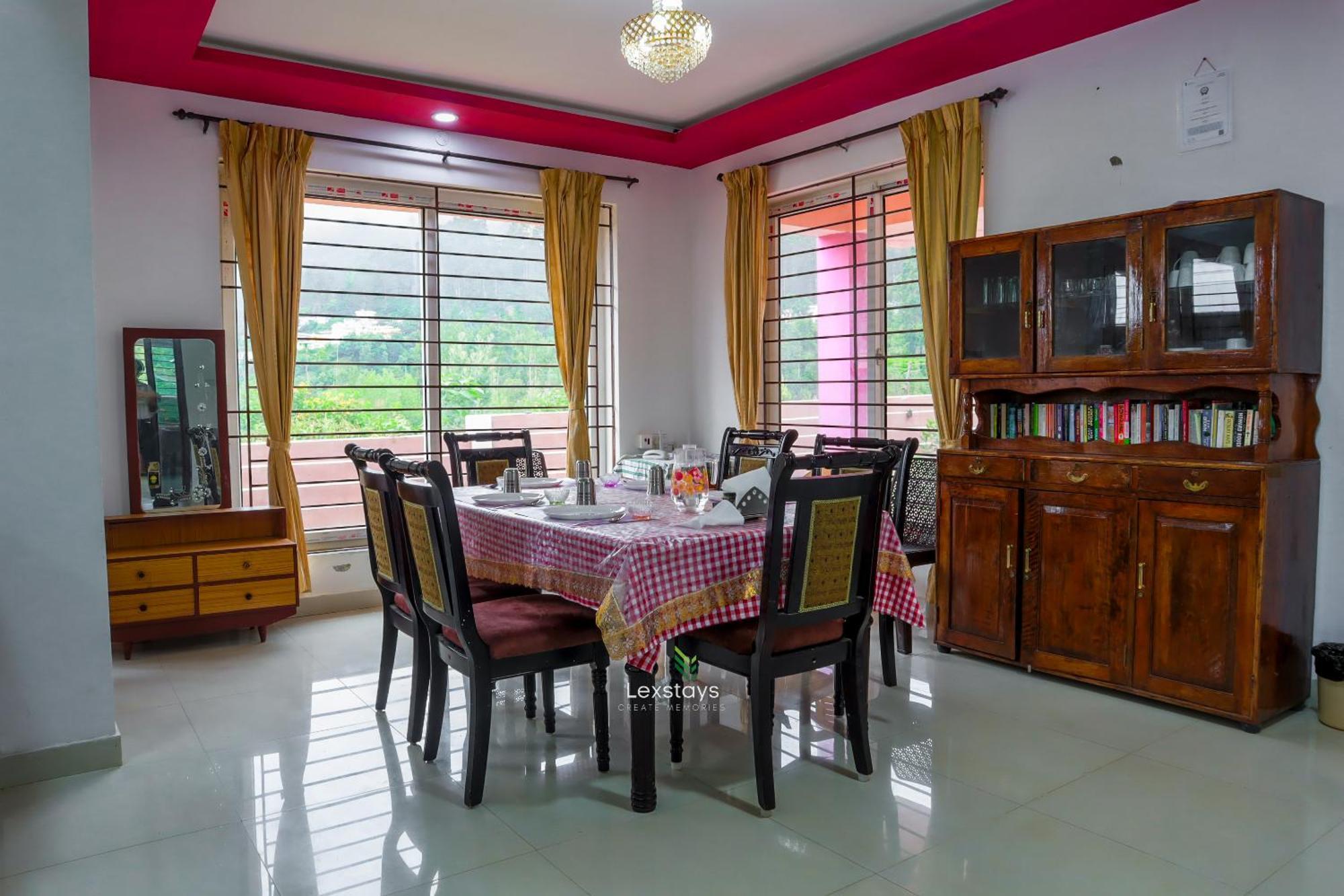Premium By Lexstays Ooty