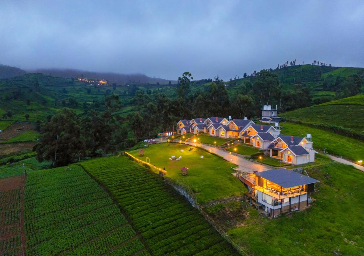 Resort Aj Gable Clouds By Voye Homes - Serene Near Avalanche Emerald