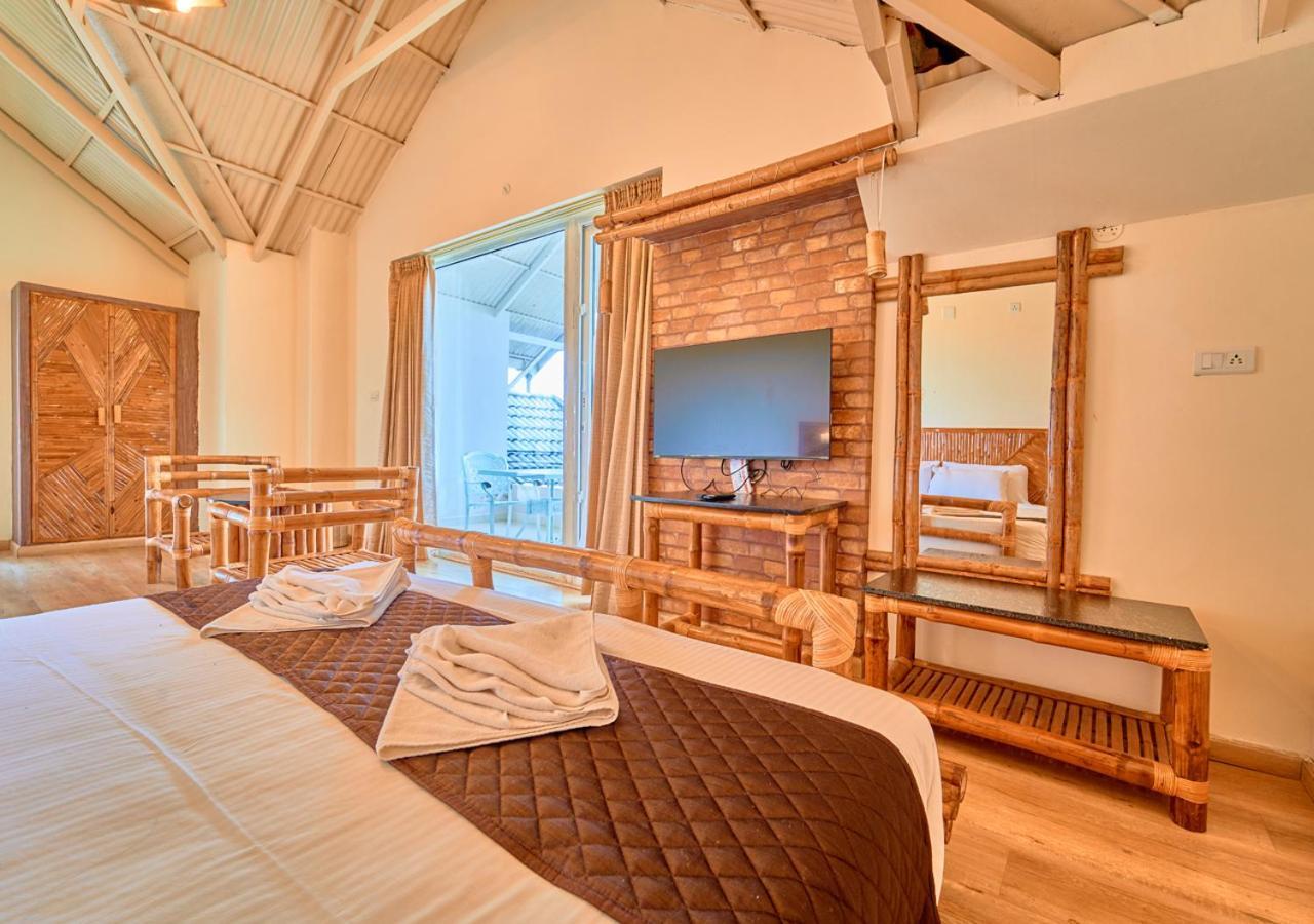 Resort Aj Gable Clouds By Voye Homes - Serene Near Avalanche Emerald
