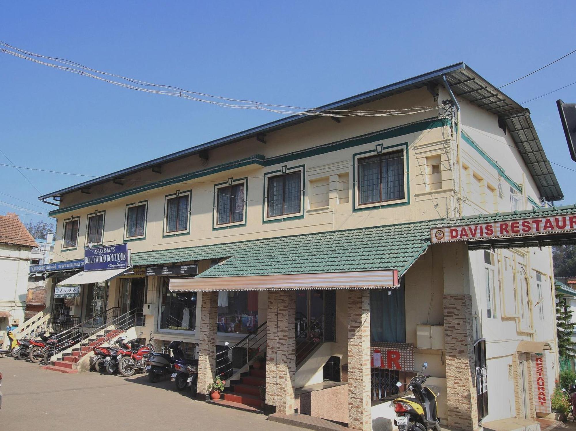 Super Townhouse Hills Palace Ooty