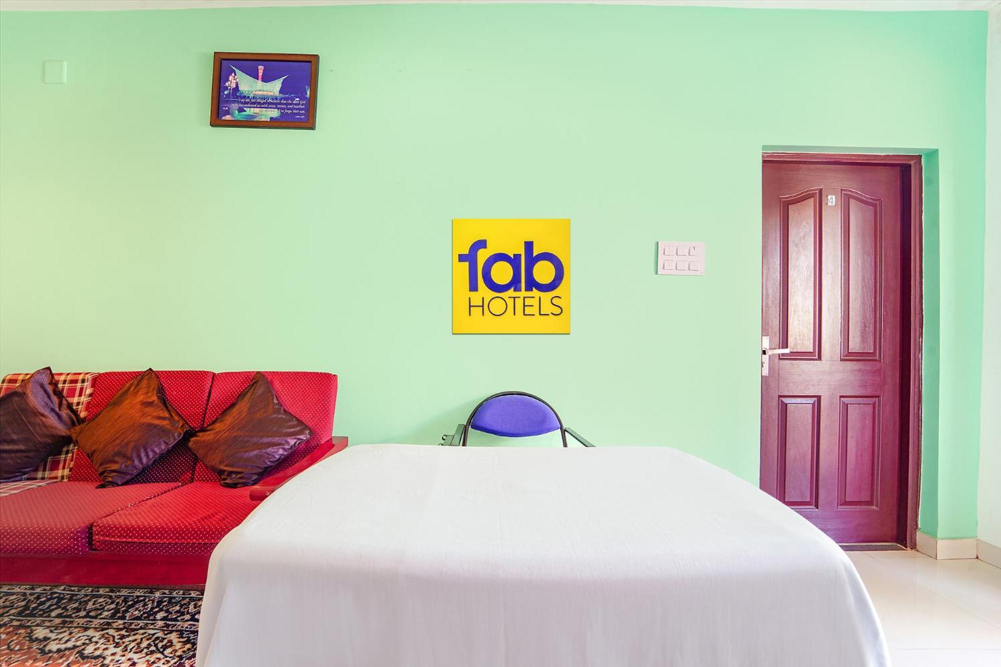 Hotel Fabhotel Bala Garden