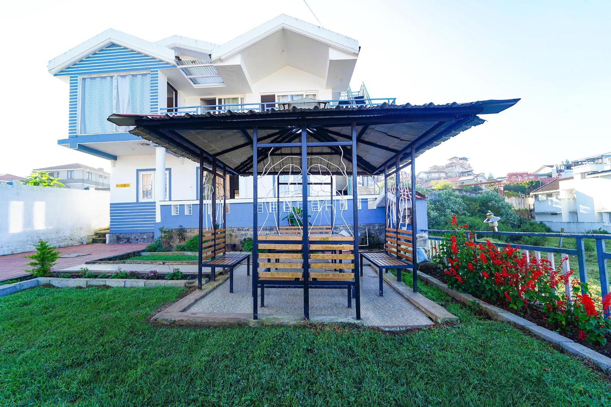 Fabhotel Bala Garden 5*
