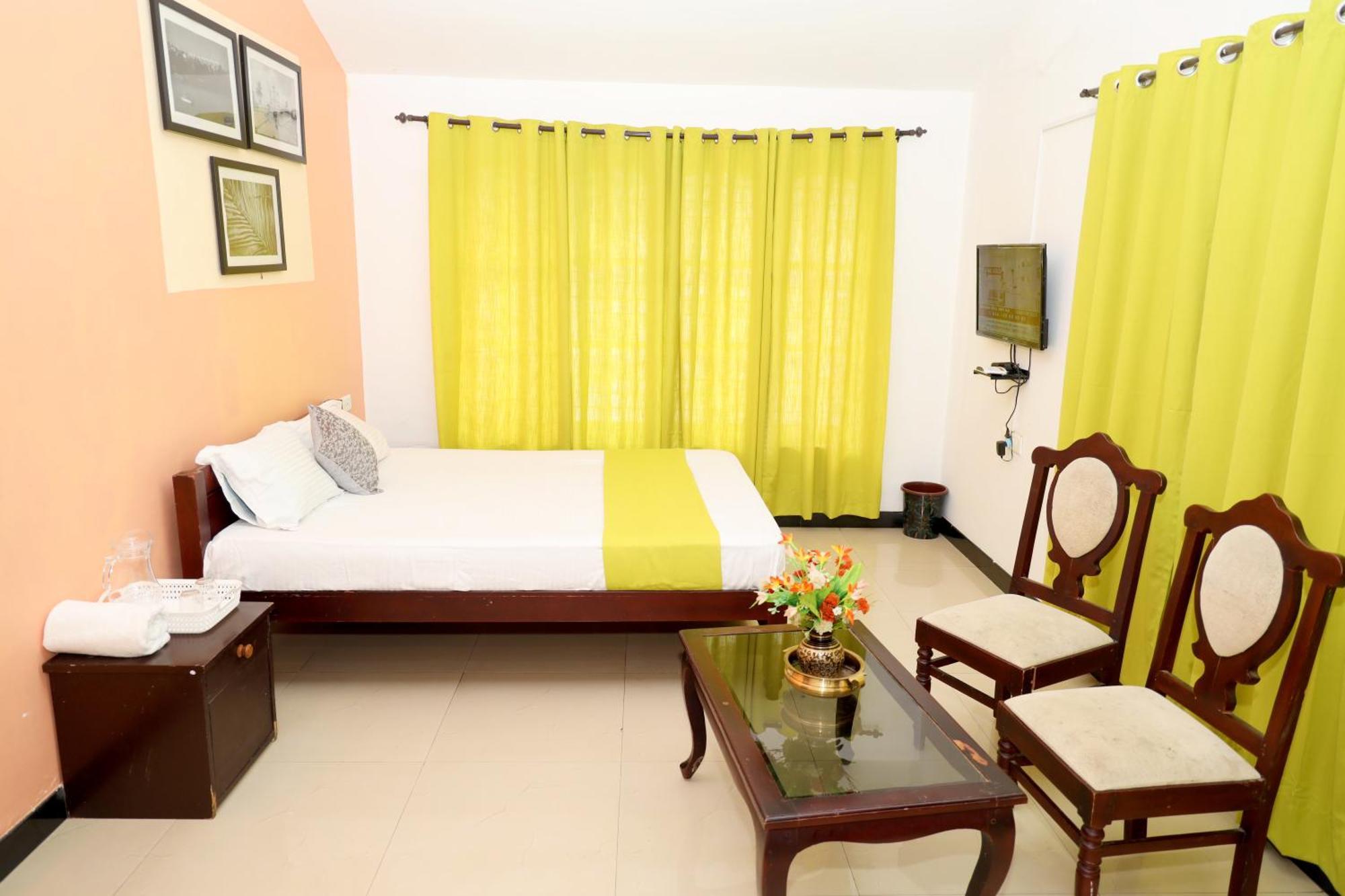 Villa Elk Hill Palace *