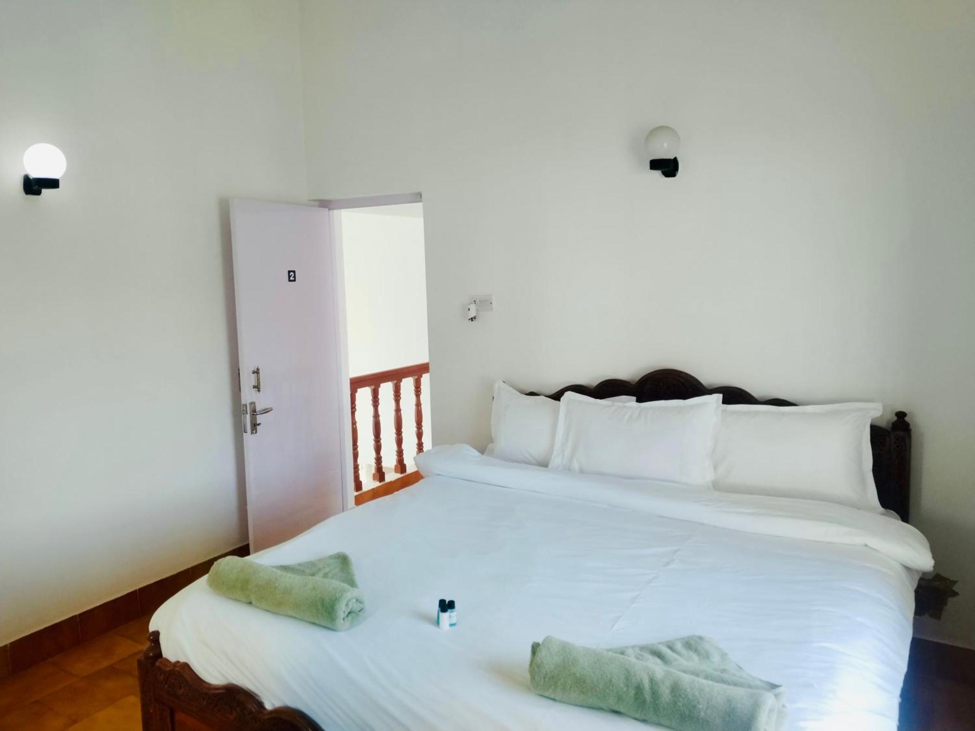 Villa Teyt's White - 3 Bedroom *