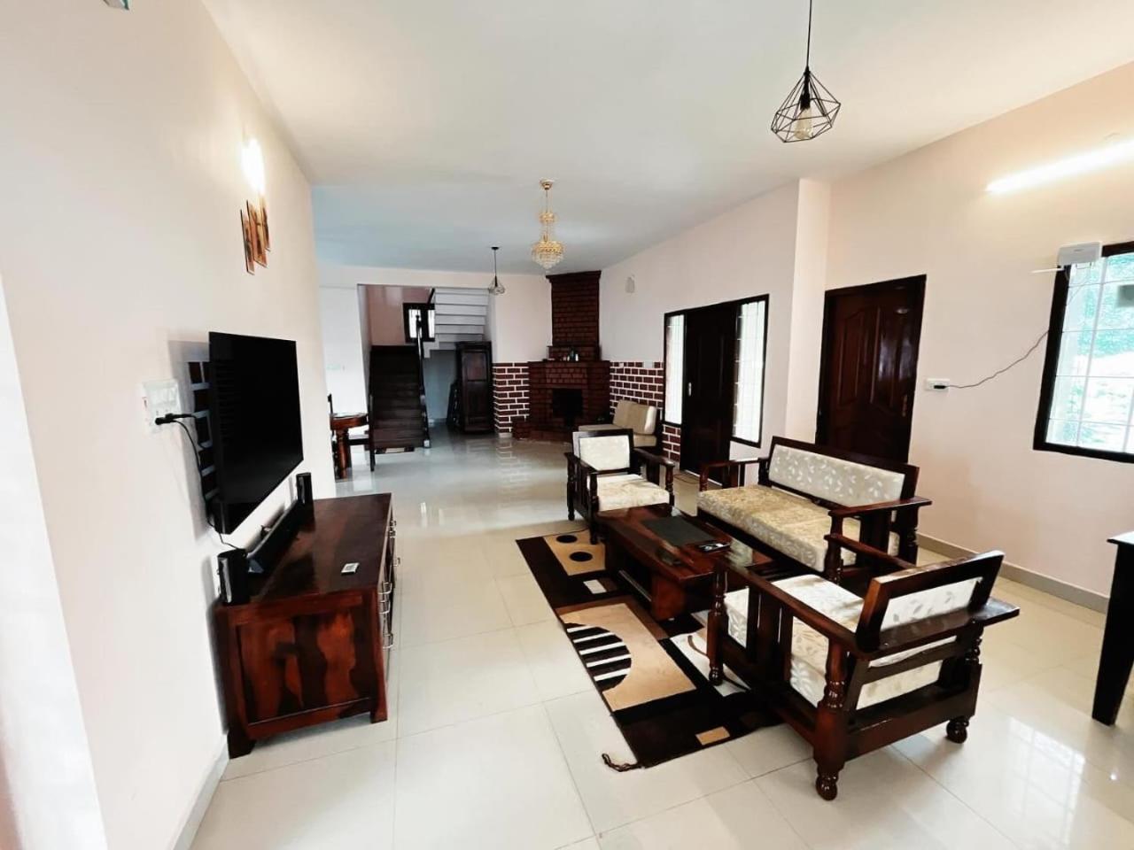 Holiday home Hilltown Holiday's