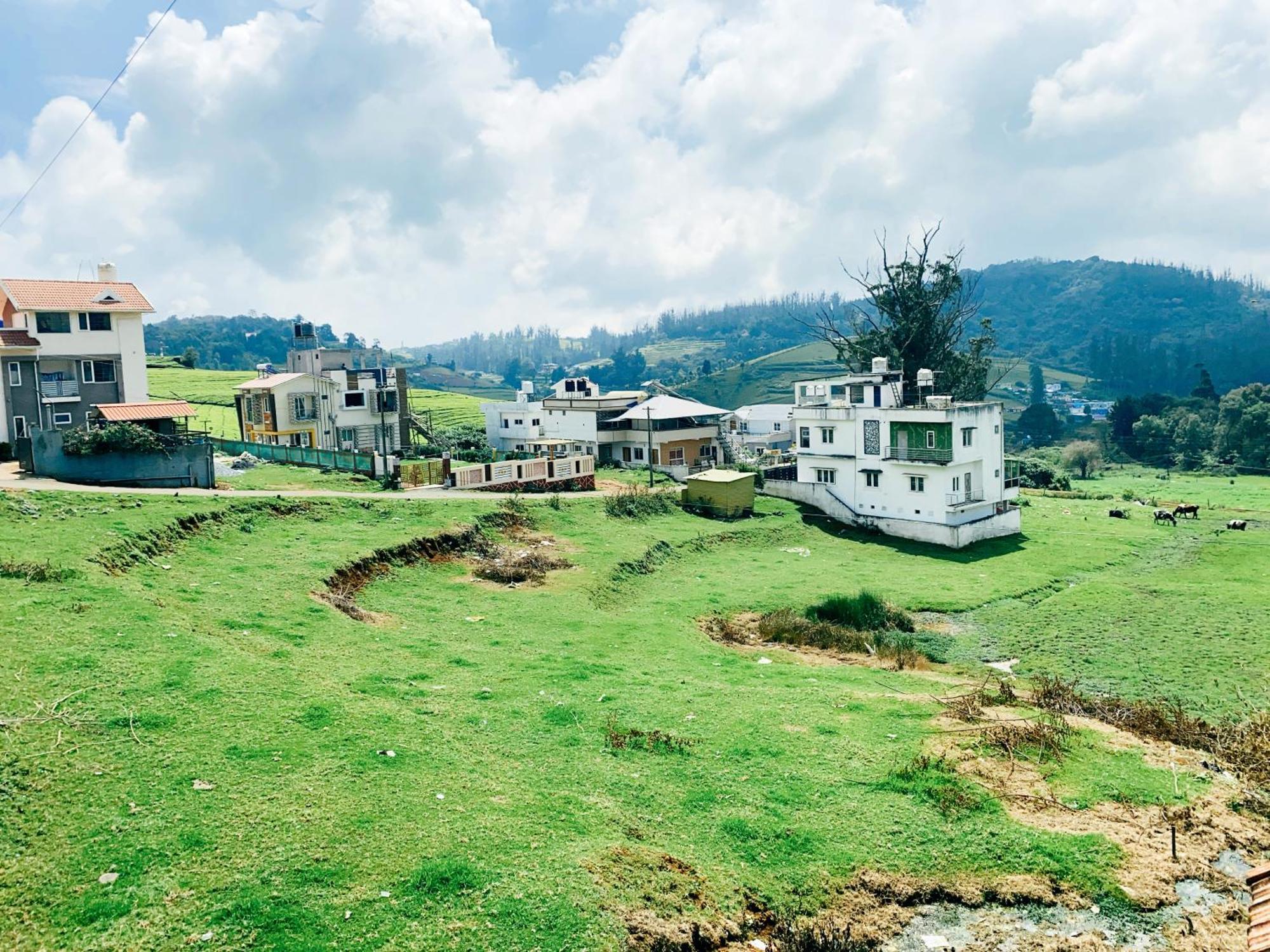 Hilltown Holiday's Ooty