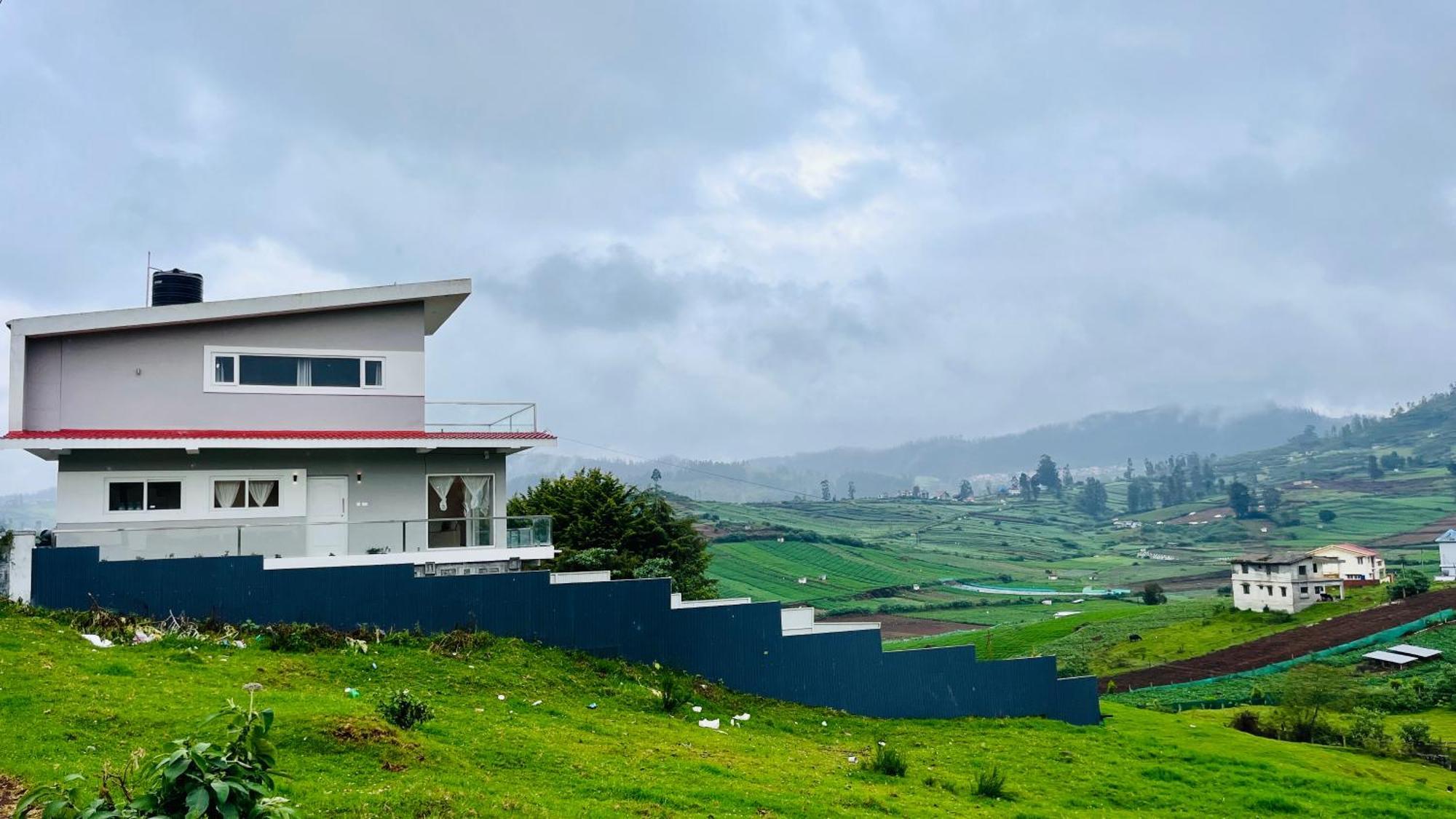 Away From - 3 - In Ooty, Homestay *