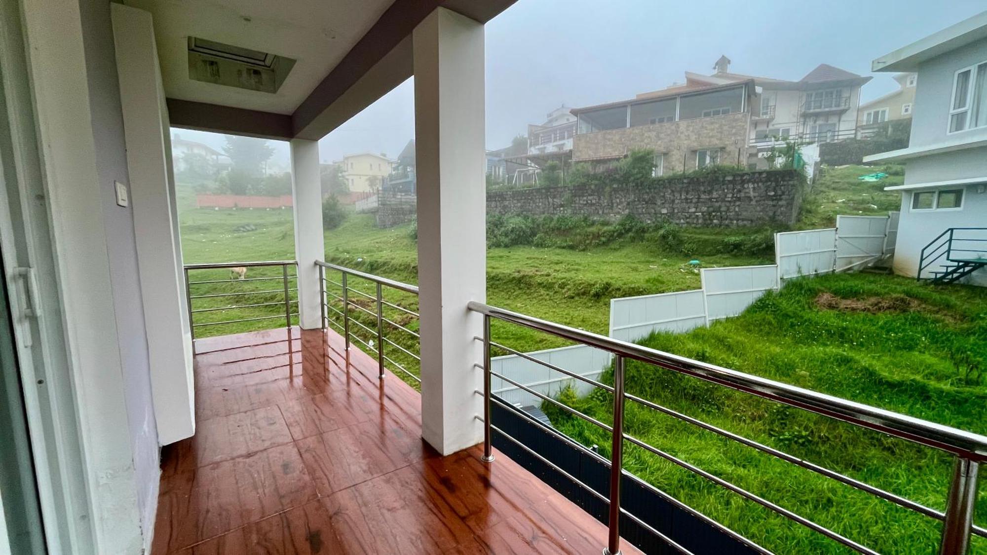 Away From - 6 - In Ooty, * Ooty